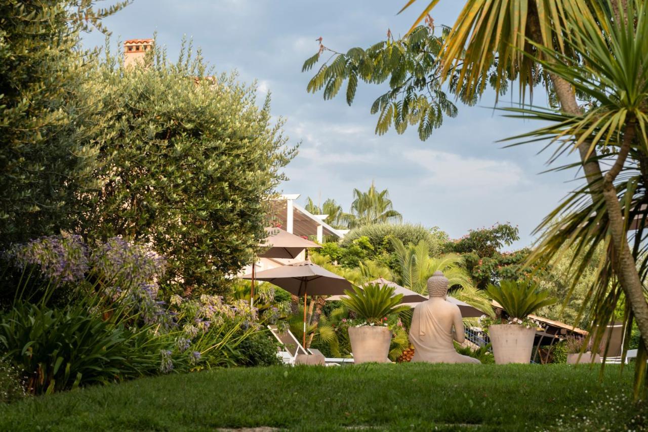 Terre De Reve Bed and Breakfast Le Rouret Exteriör bild